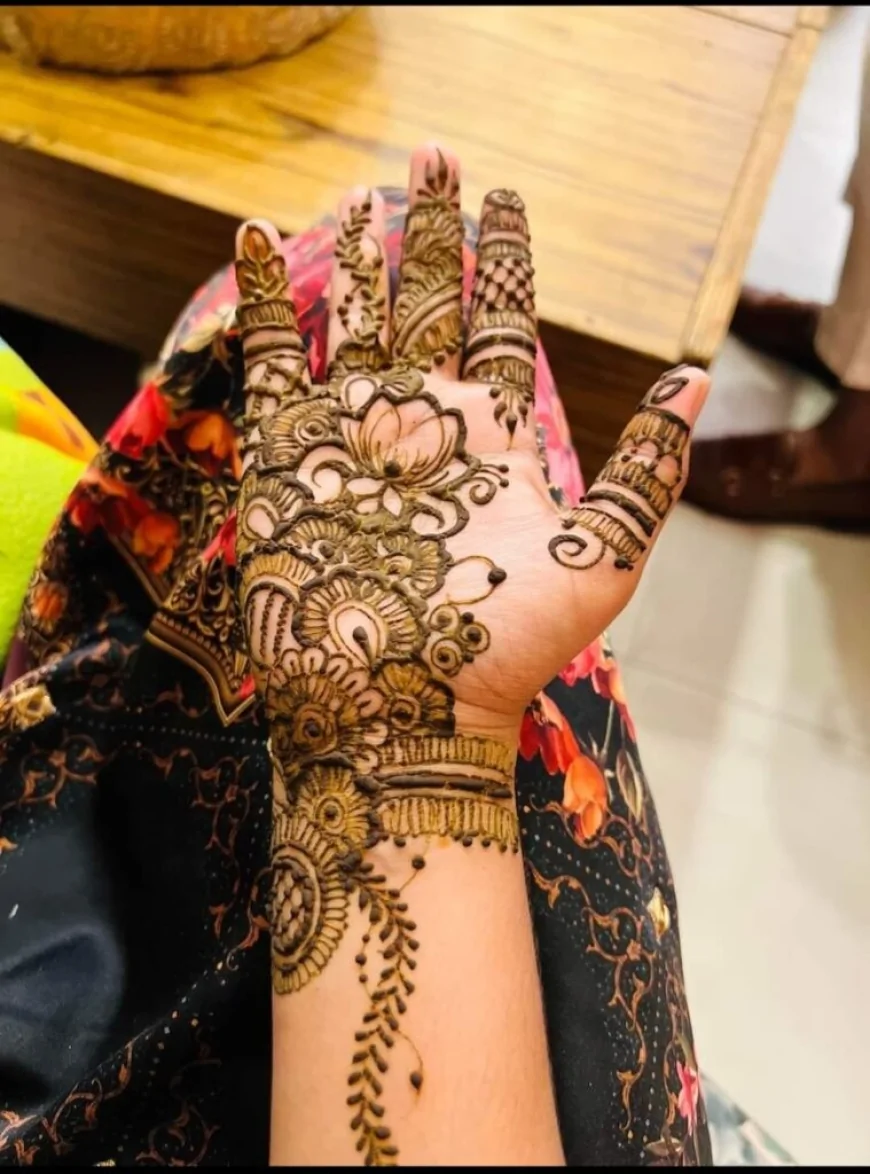 হাফ-আর্ম হেভি ব্রাইডাল মেহেদি